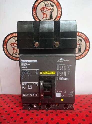 Square fa36030 amp 3 p - 30,